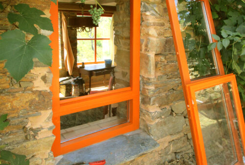 Casa Ar, Fenster streichen, orange, Goladinha