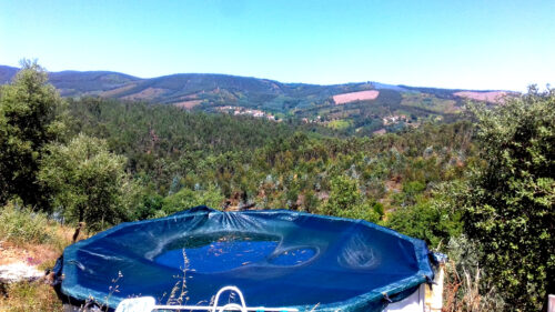 Swimmingpool, kühler kalter Sommer, Goladinha, Portugal