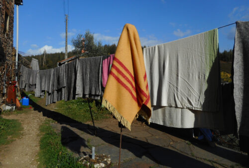 Schwitzhütte Goladinha, Männerschwitzhütte, Decken trocknen, Portugal