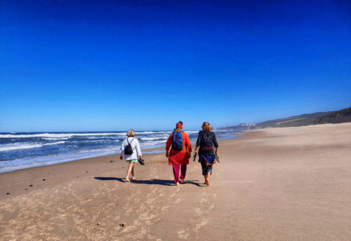 Atlantik, Spaziergang, Augua de Madeiros, Sao Pedro de Muel, drei Frauen, Goladinha, Portugal
