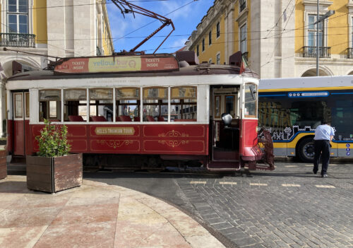 Historische Strassenbahn, Lissabon, Weiche stellen, Goladinha, Portugal