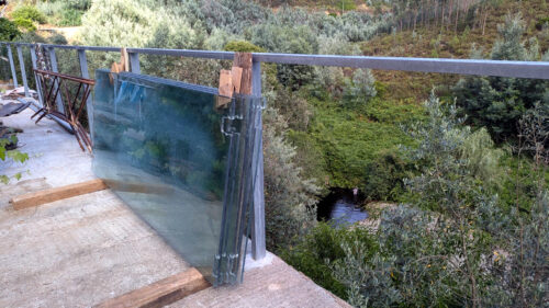 Heinzelmännchen, Sicherheitsgläser, Terrassenbrüstung, Terrassengeländer, Goladinha, Portugal