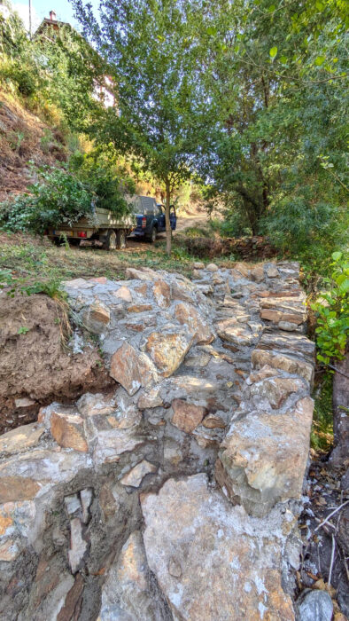 Flussmauer, Sanierung, die letzten Meter bis zur Brücke, Goladinha, Portugal, Limpeza, Ruheplatz