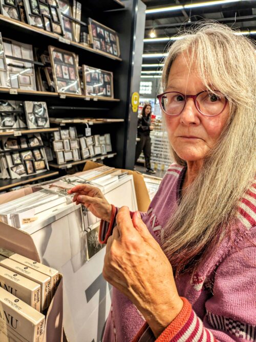 Weihnachtsgeschäft, Einkaufswahn, Homa, Schlange an der Kasse, Goladinha, Portugal