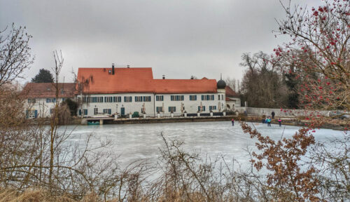 de, Deutschland, Schloss Otting, Gastronomie, Schlossweiher, graue Tage, Schlittschuh, Goladinha, Portugal