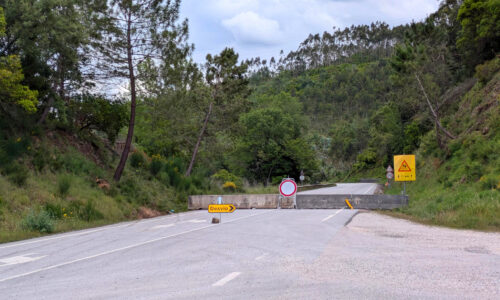 Desvio, Umleitung, abgerutschte Strassen, Erdrutsche, Coimbra, Goladinha, Portugal